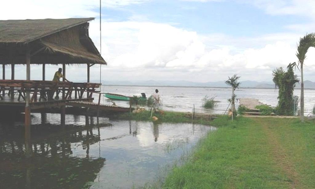 Lungcha Homestay Sam Roi Yot Extérieur photo